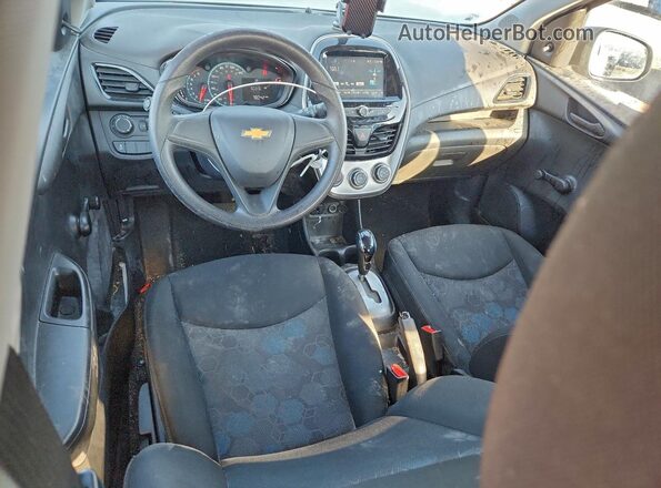 KL8CB6SA6GC576645 2016 CHEVROLET SPARK Silver Widok deski rozdzielczej