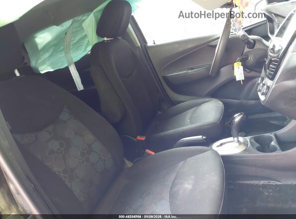 KL8CB6SA7JC480806 2018 CHEVROLET SPARK Черный Вид салона спереди