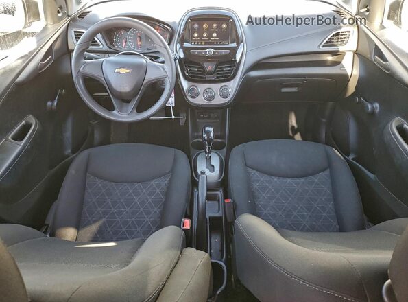 KL8CB6SA8LC429561 2020 CHEVROLET SPARK Серебряный Вид панели приборов