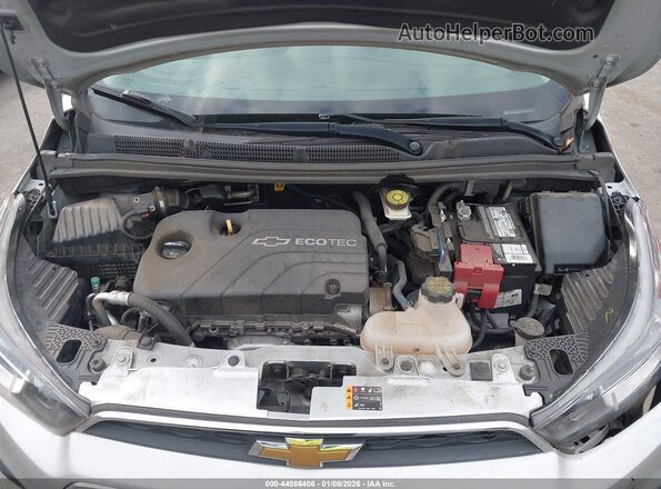 KL8CD6SA0JC420568 2018 CHEVROLET SPARK Серебряный Вид сзади