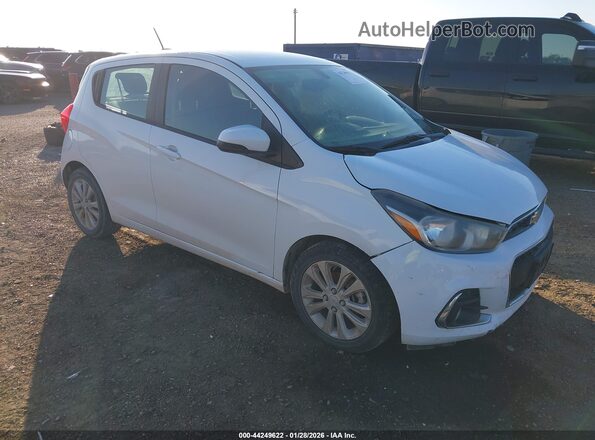 KL8CD6SA4JC471748 2018 CHEVROLET SPARK White Przód prawy