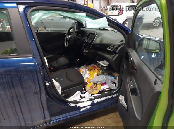 KL8CD6SA4NC013701 2022 CHEVROLET SPARK Dark Blue Вид салону спереду