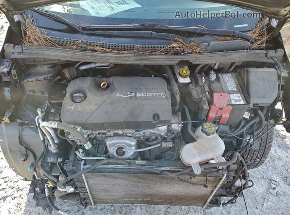 KL8CD6SA9JC471454 2018 CHEVROLET SPARK Черный Вид задней части салона