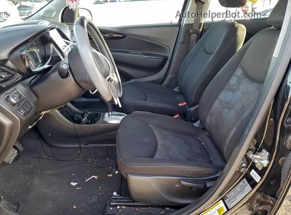 KL8CD6SA9JC471454 2018 CHEVROLET SPARK Черный Вид салона спереди