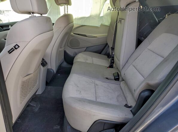 KM8J33A29HU357531 2017 HYUNDAI TUCSON Серый Вид задней части салона