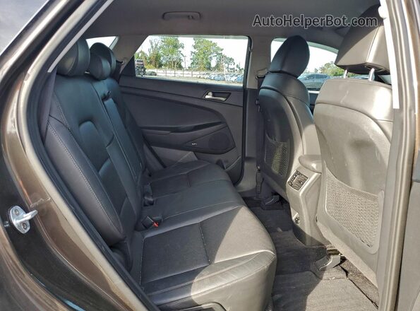 KM8J3CAL3LU152773 2020 HYUNDAI TUCSON Коричневый Вид задней части салона