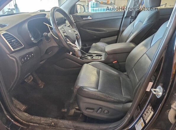 KM8J3CAL7LU177708 2020 HYUNDAI TUCSON Черный Вид салона спереди