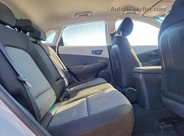 KM8K12AA0LU583879 2020 HYUNDAI KONA Белый Вид задних сидений