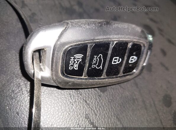 KM8K22AA4LU489405 2020 HYUNDAI KONA Белый Вид панели приборов