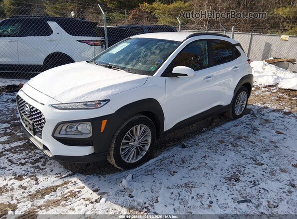 KM8K2CAA3MU746268 2021 HYUNDAI KONA White Front left