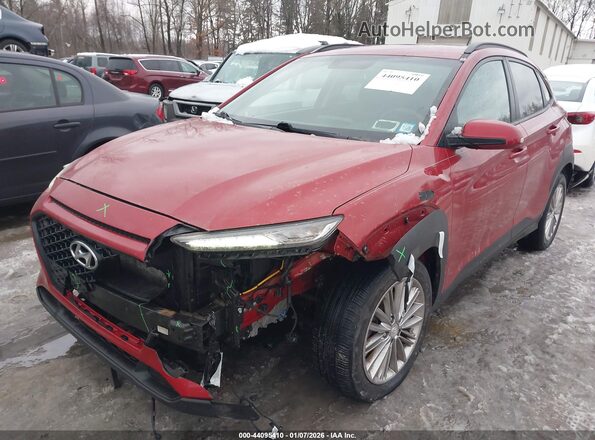 KM8K2CAA7JU077062 2018 HYUNDAI KONA Red წინა მარცხენა ხედი სამი მეოთხედიდან