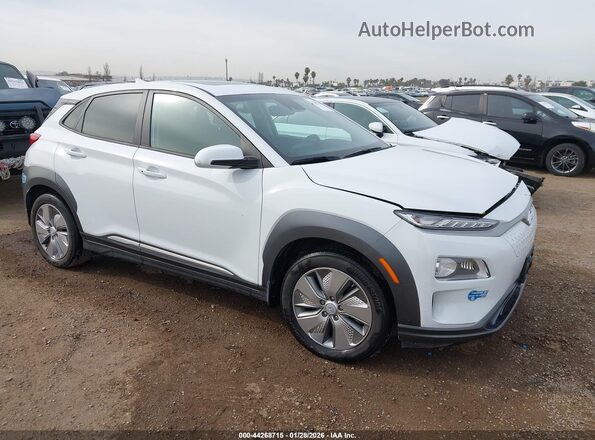 KM8K33AG3MU111441 2021 HYUNDAI KONA ELECTRIC Белый Передняя правая четверть