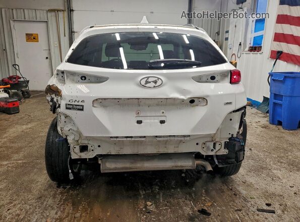 KM8K3CAB6NU761774 2022 HYUNDAI KONA Белый Вид сзади