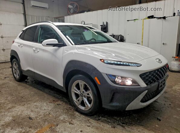 KM8K3CAB6NU761774 2022 HYUNDAI KONA Белый Передняя правая четверть