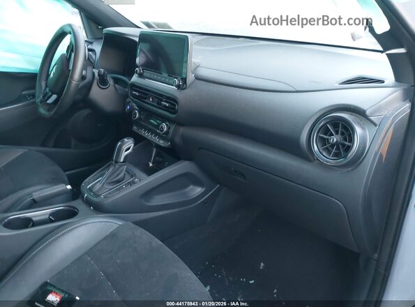 KM8KH3AC7PU006193 2023 HYUNDAI KONA N Серебряный Вид салона спереди