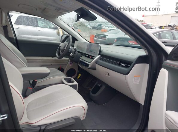 KM8KNDAF0PU180244 2023 HYUNDAI IONIQ 5 Серый Вид салона спереди