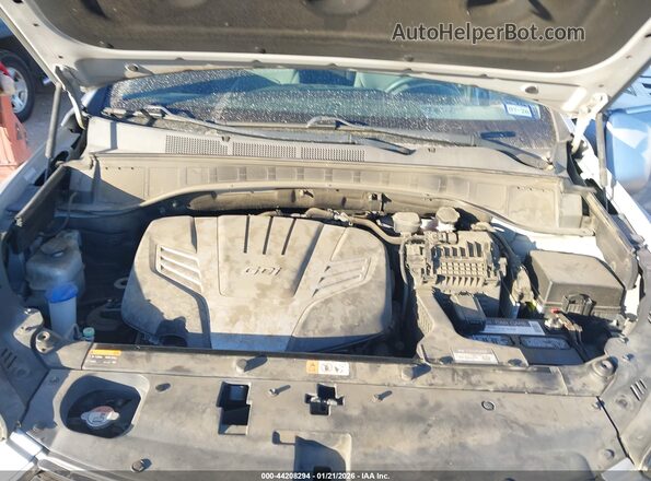 KM8SM4HF2JU273668 2018 HYUNDAI SANTA FE Silver Вид ззаду