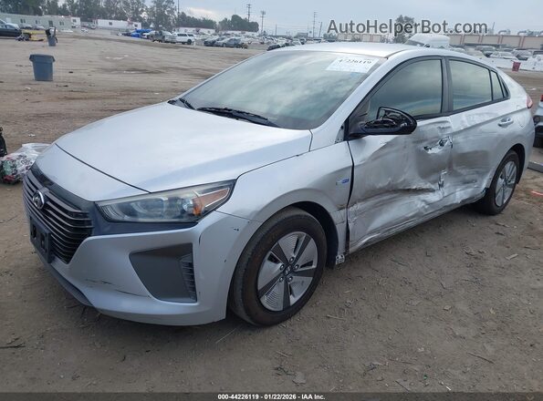 KMHC65LC5HU024227 2017 HYUNDAI IONIQ HYBRID Серебряный Передняя левая четверть