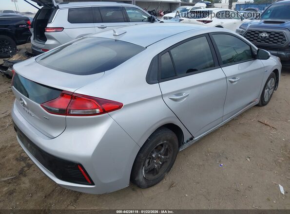 KMHC65LC5HU024227 2017 HYUNDAI IONIQ HYBRID Серебряный Задняя правая четверть