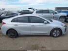 2017 Hyundai Ioniq Hybrid Blue Серебряный vin: KMHC65LC5HU024227