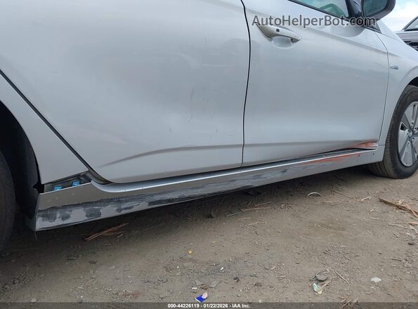 KMHC65LC5HU024227 2017 HYUNDAI IONIQ HYBRID Серебряный 