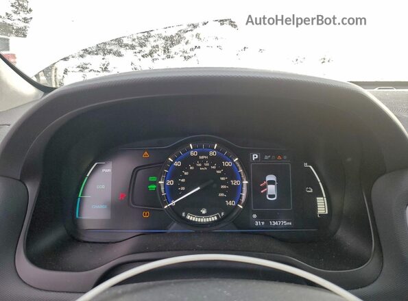 KMHC65LC5HU041237 2017 HYUNDAI IONIQ Silver ხელსაწყოთა პანელის ხედი