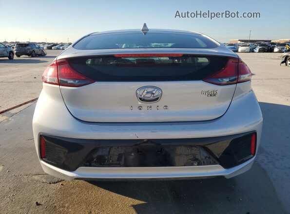 KMHC65LC6JU065035 2018 HYUNDAI IONIQ Silver Widok z tyłu