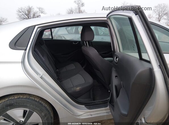 KMHC65LC6KU106930 2019 HYUNDAI IONIQ HYBRID Silver VIN կոդի պիտակի տեսք