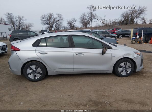 KMHC65LC6KU106930 2019 HYUNDAI IONIQ HYBRID Silver Սալոնի 360 աստիճան տեսք
