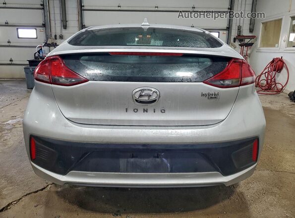 KMHC65LC7HU055852 2017 HYUNDAI IONIQ Белый Вид сзади