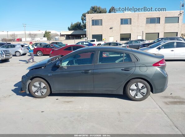 KMHC65LC9LU242874 2020 HYUNDAI IONIQ HYBRID Silver 