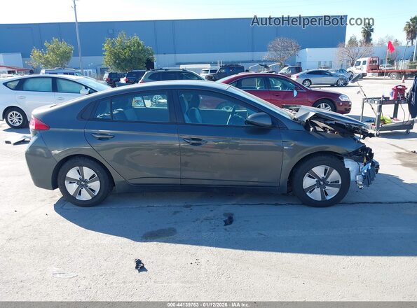 KMHC65LC9LU242874 2020 HYUNDAI IONIQ HYBRID Silver Սալոնի 360 աստիճան տեսք