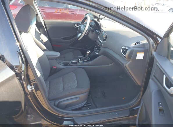 KMHC65LD9KU182831 2019 HYUNDAI IONIQ PLUG-IN HYBRID Черный Вид салона спереди