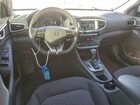 2018 Hyundai Ioniq Sel White vin: KMHC75LC2JU104104
