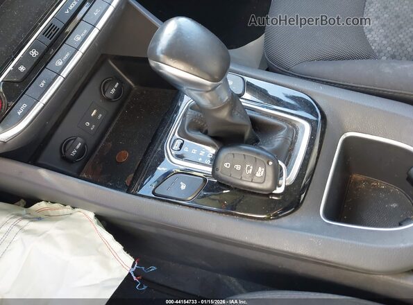 KMHC75LCXHU038802 2017 HYUNDAI IONIQ HYBRID Серый Вид панели приборов