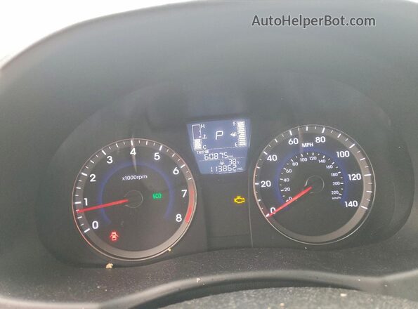 KMHCT4AE0GU048683 2016 HYUNDAI ACCENT White ხელსაწყოთა პანელის ხედი