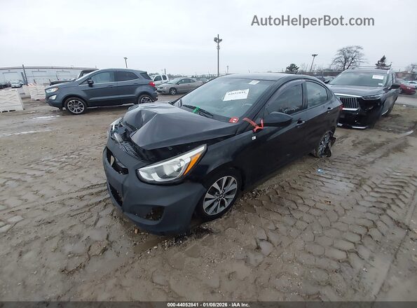 KMHCT4AE1HU255682 2017 HYUNDAI ACCENT Black Vista tres cuartos delantera izquierda