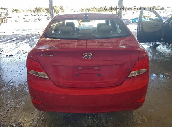 KMHCT4AE2GU085153 2016 HYUNDAI ACCENT Red უკანა ხედი