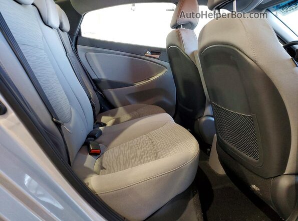 KMHCT4AE2HU224411 2017 HYUNDAI ACCENT Серебряный Вид задних сидений