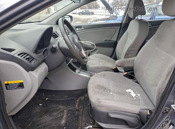 KMHCT4AE7HU269683 2017 HYUNDAI ACCENT Серый Вид салона спереди