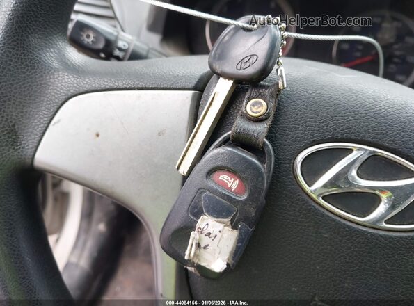 KMHCT4AE8GU003684 2016 HYUNDAI ACCENT Кремовый Вид панели приборов