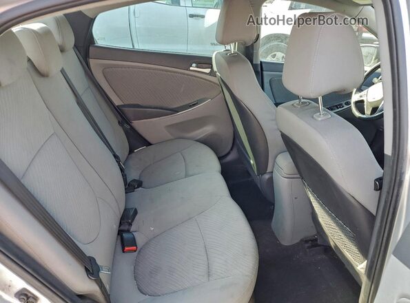 KMHCU4AEXGU161845 2016 HYUNDAI ACCENT Серебряный Вид задних сидений