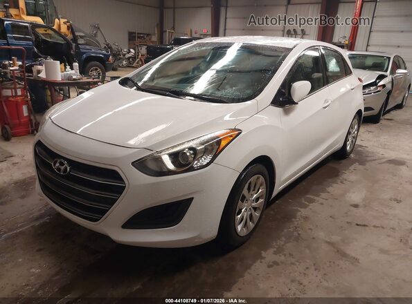 KMHD35LH5HU380685 2017 HYUNDAI ELANTRA GT Белый Передняя левая четверть