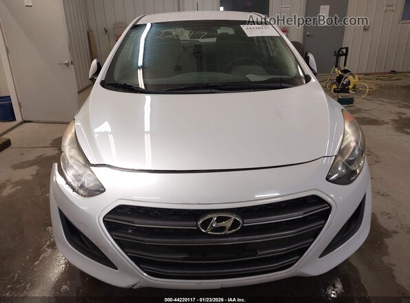 KMHD35LH8HU375822 2017 HYUNDAI ELANTRA GT Белый Вид щитка приборов
