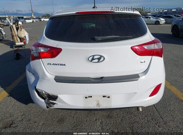 KMHD35LH9GU274643 2016 HYUNDAI ELANTRA GT Белый Вид спереди