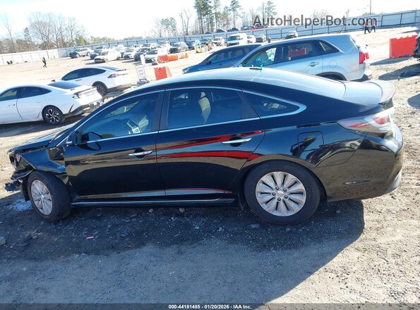 KMHE24L17GA018586 2016 HYUNDAI SONATA HYBRID Черный Панорамный вид салона 360°