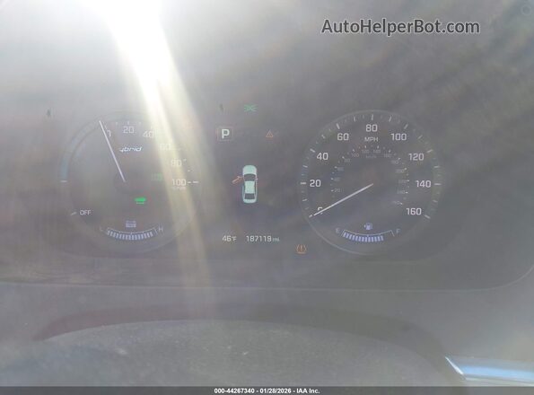 KMHE34L11GA012456 2016 HYUNDAI SONATA HYBRID Gray Widok tylnych siedzeń