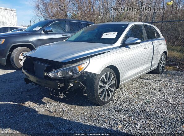 KMHH35LE5JU041261 2018 HYUNDAI ELANTRA GT Серебряный Передняя левая четверть