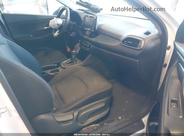 KMHH35LE5KU107020 2019 HYUNDAI ELANTRA GT White Widok wnętrza z przodu