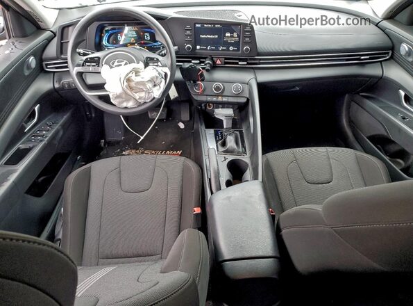 KMHLL4DG2SU889829 2025 HYUNDAI ELANTRA Черный Вид панели приборов